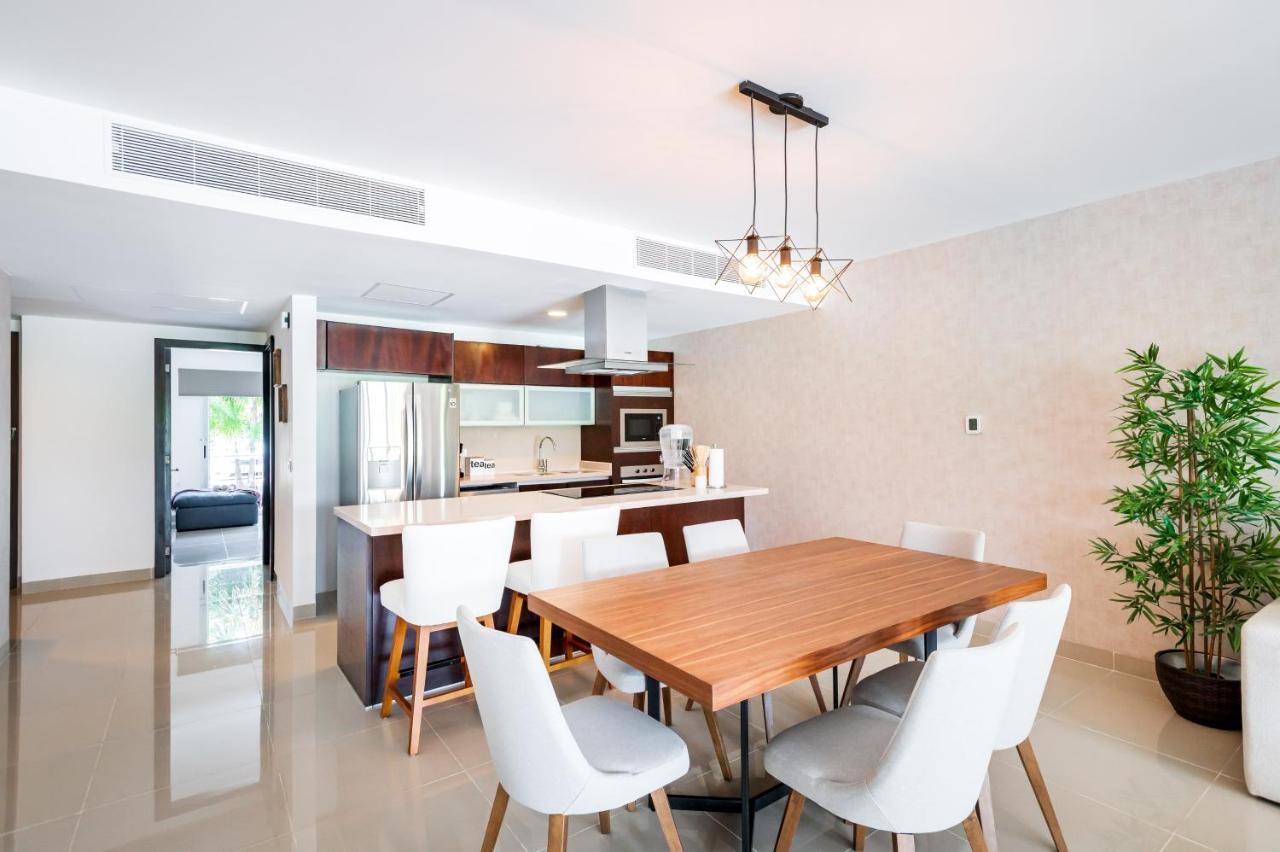 Mareazul Beach Front Condos At Плая-дель-Кармен Экстерьер фото